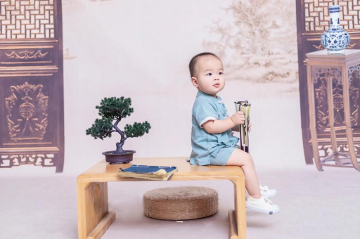 仁怀孕妇几个月胸部变大